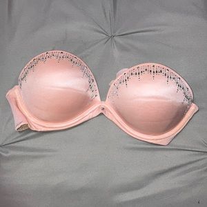 Victoria’s Secret Strapless Bra